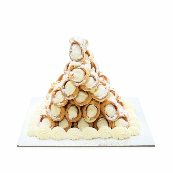 Brunetti Vanilla Ricotta Cannoli Tower_1