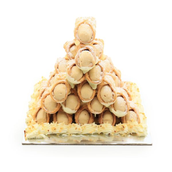 hazelnut cannoli tower (2)