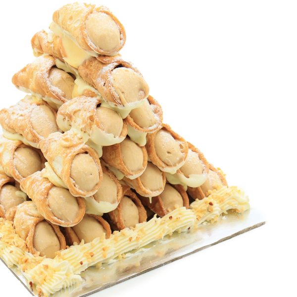 hazelnut cannoli tower (3)